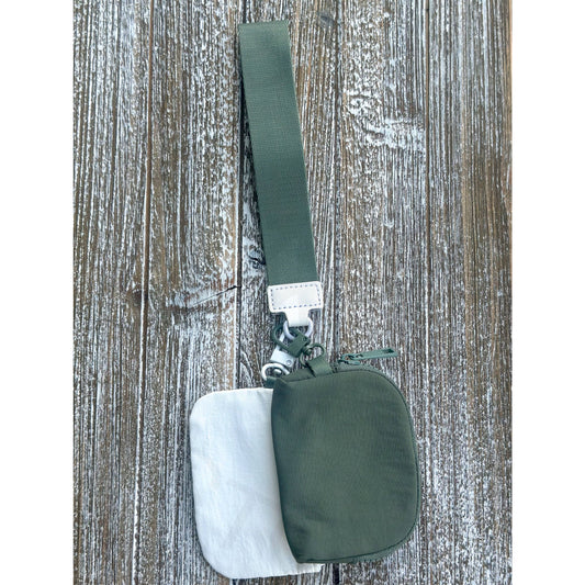 Dual Pouch Wallet Keychain ’White-Green’ - Apparel &